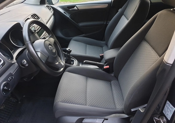 Volkswagen Golf cena 28000 przebieg: 132000, rok produkcji 2012 z Siemiatycze małe 56